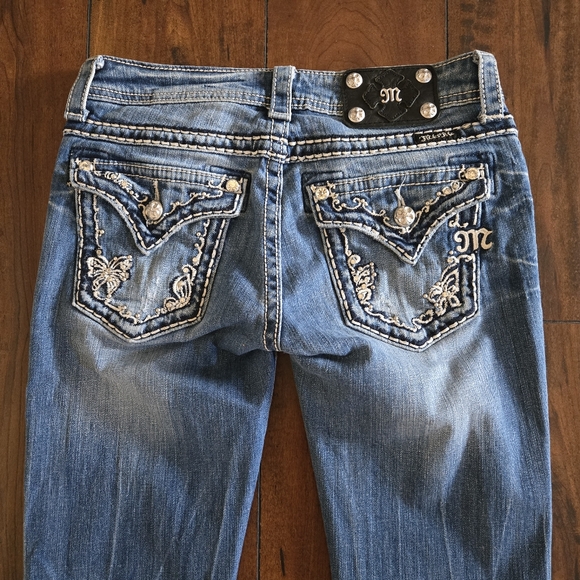 Miss Me Boot Rhinestone Embellished Embroidered Flap Pocket Jeans Women's Sz 27 - Picture 5 of 16